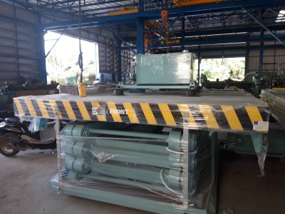X-lift 3000x3000 mm. 2000 kg & 3500x4500 mm. 3000 kg.