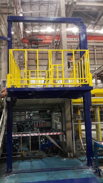 LIFT 2 เสา 2000x2000 mm. 1000 kg.