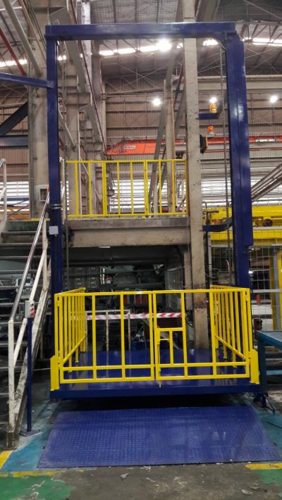 LIFT 2 เสา 2000x2000 mm. 1000 kg.
