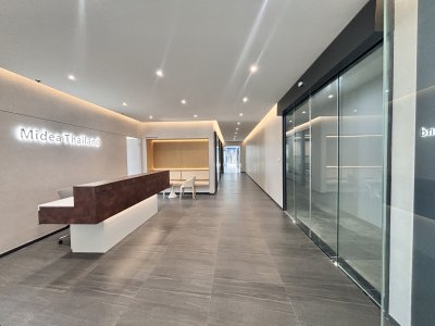 Midea 15 Floor RatChayothin Hills