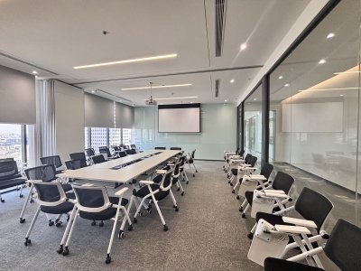 Midea 15 Floor RatChayothin Hills