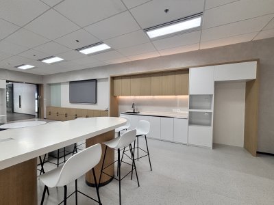 Midea 15 Floor RatChayothin Hills