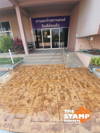 ขนส่งจังหวัดนครราชสีมา(ติดโลตัส) 100+ ตรม