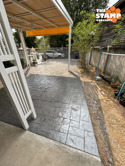 งานคอนกรีตพิมพ์ลาย Ashlar Slate สีเทาอ่อน