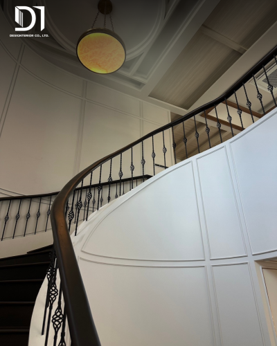 บันไดโค้งโครงการ Divanie Grand Residence