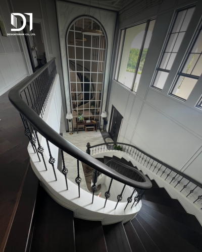 บันไดโค้งโครงการ Divanie Grand Residence