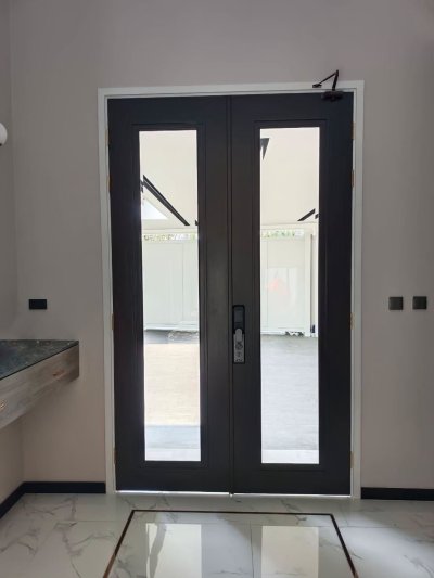 ประตูบานคู่ 