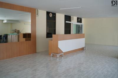 เฟอร์นิเจอร์ - ห้องกายภาพบำบัด (โรงพยาบาลม่วงสามสิบ จ.อุบลราชธานี)
