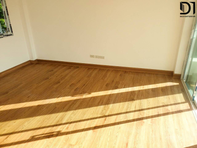 งานพื้น SPC และบัวเชิงผนัง - โครงการบ้านแสนสำราญ