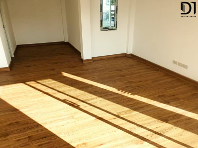 งานพื้น SPC และบัวเชิงผนัง - โครงการบ้านแสนสำราญ