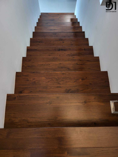 งานบันไดไม้ - โครงการดารินวิลเลจ