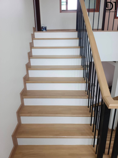 งานบันไดไม้ - โครงการ​ Live​  House​