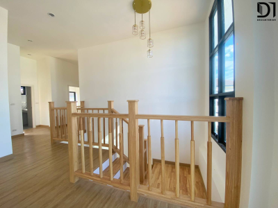 งานบันไดไม้ - โครงการ​ Prominence​ Pround​