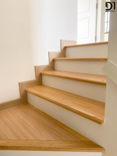 งานบันไดไม้ - โครงการหมู่บ้านสาริน