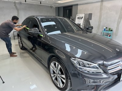 เคลือบแก้วรถ Mercedes Benz C-Class