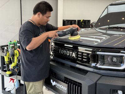 เคลือบแก้วรถ Toyota Landcrusier FJ ด้วยน้ำยาเคลือบแก้ว N10 NANONIX