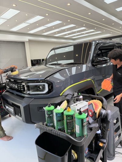 เคลือบแก้วรถ Toyota Landcrusier FJ ด้วยน้ำยาเคลือบแก้ว N10 NANONIX