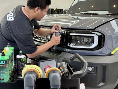 เคลือบแก้วรถ Toyota Landcrusier FJ ด้วยน้ำยาเคลือบแก้ว N10 NANONIX