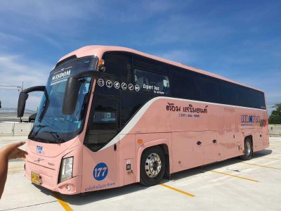 luxury bus  35-45 seater