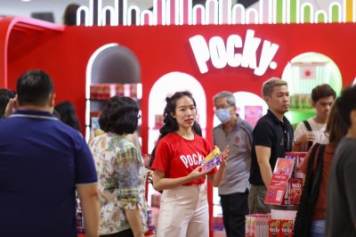 Pocky Cafe Roadshow @ Central Ladpao