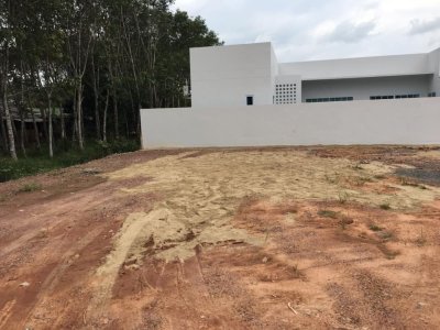 ศูนย์รับสร้างบ้านพันธ์ธนา ก่อสร้าง จำกัด 