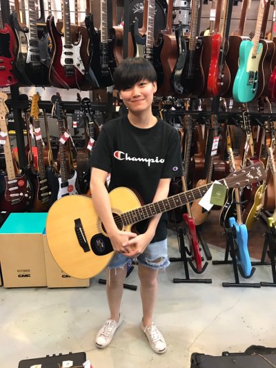 ลูกค้า Music Store