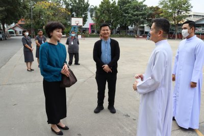 โรงเรียนวีรศิลป์ ได้ต้อนรับ คณะอาจารย์ วิทยาเขตกาญจนบุรี มหาวิทยาลัยมหิดล และนักศึกษาจาก Korea national university of education