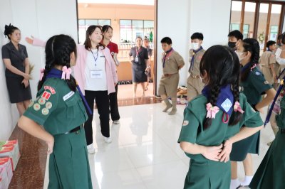 โรงเรียนวีรศิลป์ ได้ต้อนรับ คณะอาจารย์ วิทยาเขตกาญจนบุรี มหาวิทยาลัยมหิดล และนักศึกษาจาก Korea national university of education