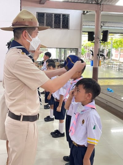 พิธีเข้ารับหมวกลูกเสือสำรอง ป.1