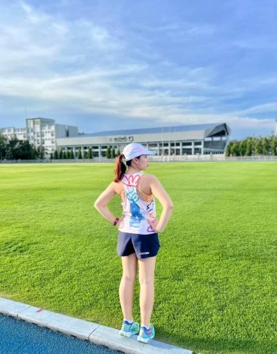 เสื้อกล้ามทรง Ellite
