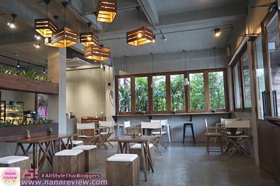 Slow Cafe by Room 111 Silom Soi 7