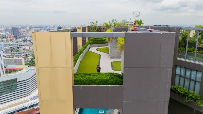 รับจ้างบินโดรนสำรวจอาคาร