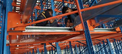 4 Way Shuttle Rack