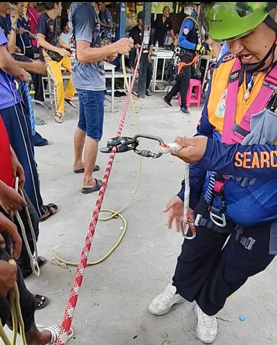 ผ่านการอบรมที่สูง - Working at Height Course