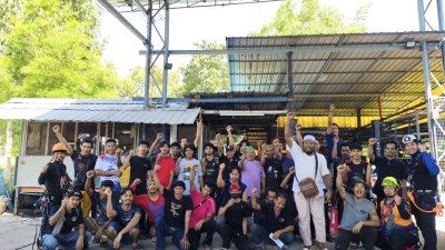 ผ่านการอบรมที่สูง - Working at Height Course