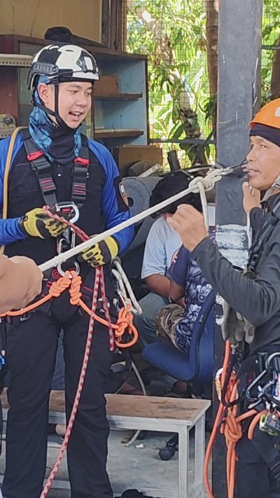 ผ่านการอบรมที่สูง - Working at Height Course