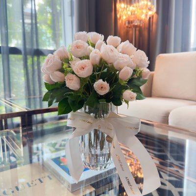 Holland and English Rose Vase