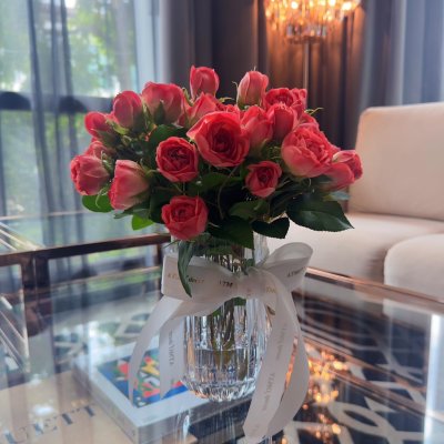 Holland and English Rose Vase