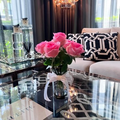 Holland and English Rose Vase