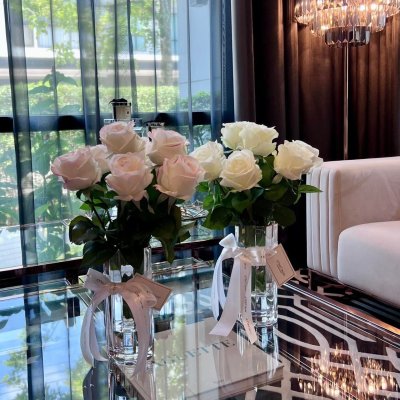 Holland and English Rose Vase