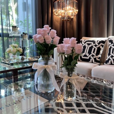 Holland and English Rose Vase