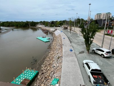 โครงการปรับปรุงภูมิทัศน์ท่าบรรทุก