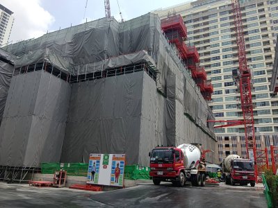 ซัมมิท ทาวเวอร์