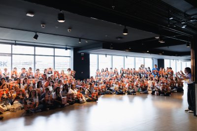 Sornram Fan Meeting