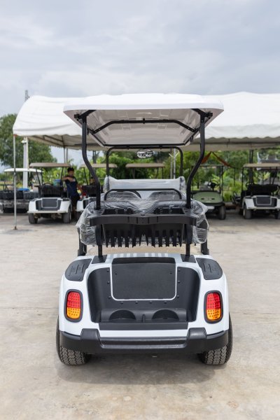 EZGO LXI 4 ที่นั่ง