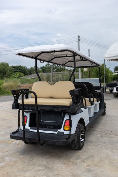 EZGO LXI 6+2 ที่นั่ง