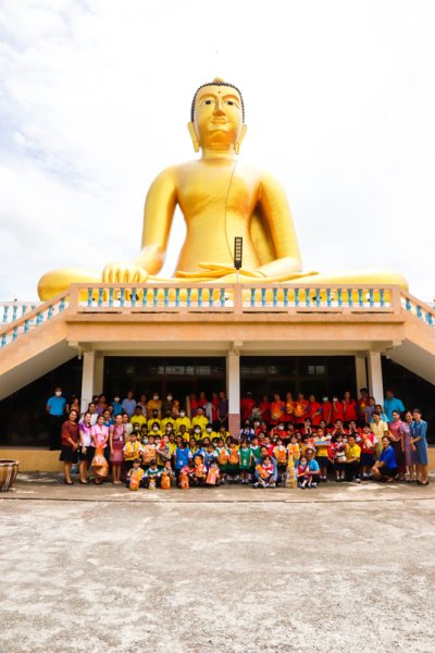 กิจกรรมถวายเทียน  เนื่องในวันเข้าพรรษา ณ วัดสมานราษฎร์สามัคคี 