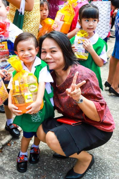 กิจกรรมถวายเทียน  เนื่องในวันเข้าพรรษา ณ วัดสมานราษฎร์สามัคคี 