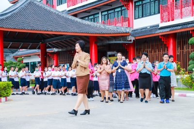 พิธีเวียนเทียน"วันอาสาฬหบูชา" และ "วันเข้าพรรษา" ของคณะครูและนักเรียนโรงเรียนวุฒิวิทยา 2 