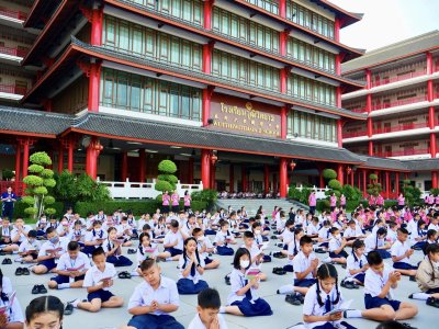 สวดมนต์ประจำเดือนกุมภาพันธ์